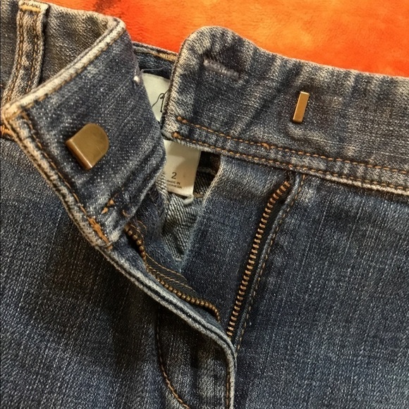 Ann Taylor for Loft size 2 clasp and zipper closure jean skirt with pock… - Picture 10 of 14